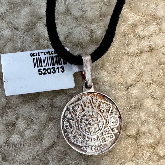 Pendent Necklace from Mexico - Picture 2 of 3